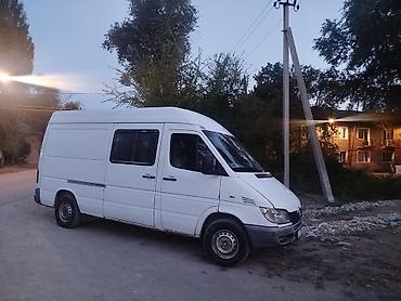 низкий кабина: Mercedes-Benz Sprinter
год 2005
обьем 2.2 
средный база 
грузопассажир — 1
