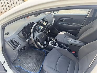kia rio 2013: Kia Rio: 1.1 l | 2014 il Hetçbek — 5