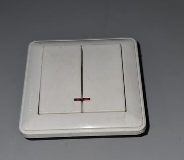 доски с маркерами: Выключатель WESSEN - 59 2 - кл СП 16А с индикацией (белый)