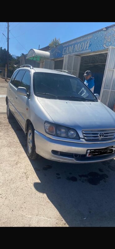 срочно срочно продам машину: Toyota Picnic: 1999 г., 2.2 л, Механика, Дизель, Вэн/Минивэн