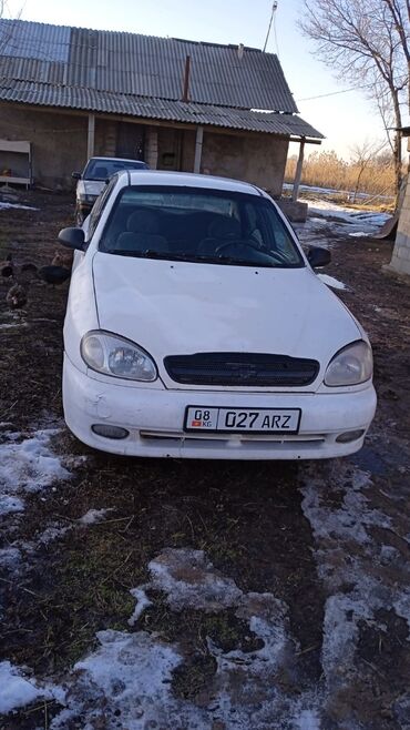 Daewoo: Daewoo Lanos: 1998 г., 1.5 л, Механика, Бензин