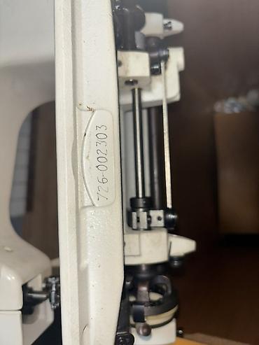 Klasične šivaće mašine: Šivaća mašina Bagat (model 726 Višnjak) sa originalnim drvenim — 12