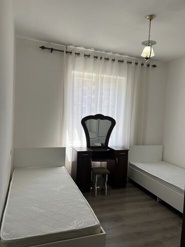 Долгосрочная аренда комнат: 12 м², С мебелью
