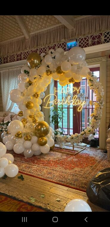 Novruz bayramı dekorları: Salam dekorlarin sarlarla ygilmasi,obyektkerin sarlarla acilisi,helium