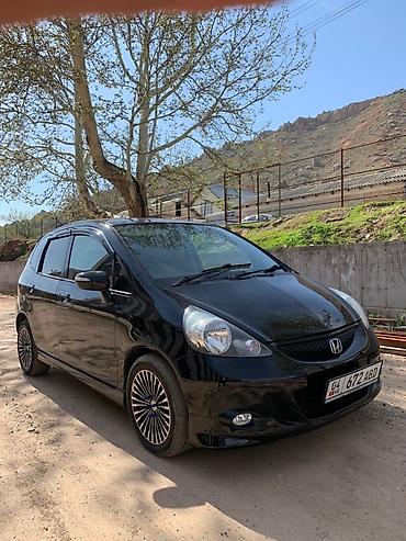 Honda: Honda Fit: 2005 г., Хэтчбэк — 3