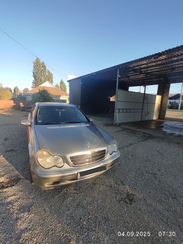 домкрать: Mercedes-Benz C-Class: 2002 г., 1.8 л, Механика, Бензин, Седан
