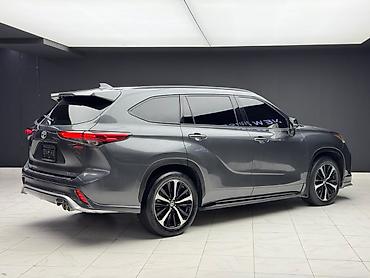 highlander 2017: Toyota Highlander: 2022 г., 3 л, Автомат, Бензин, Кроссовер — 4
