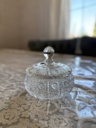 Digər dəstlər və servizlər: Çex Tom kristal süfrə dəsti – geniş seçim Giymetler Meyve vazasi — 12