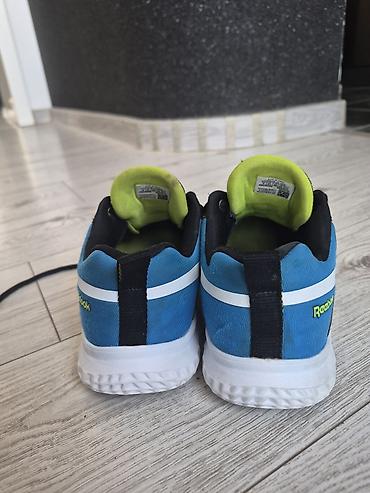 aro obuca: Reebok sportske patike za decu/juniore - Model: Reebok — 1