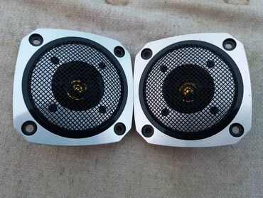 Zvučnici i stereo sistemi: Onkyo DX-11; Delovi -supervisoki 8,5x8,5cm= 20e -visoki 11x11cm= 50e — 9