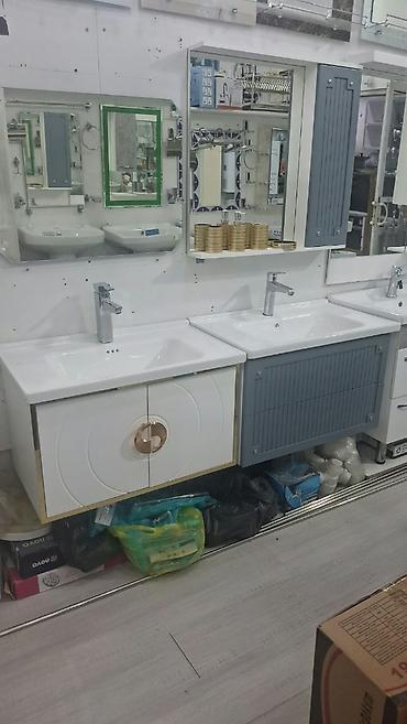 keramik: Hamam mebeli dəsti – lavabo, kran və güzgülü şkaf - Müasir dizaynlı — 1