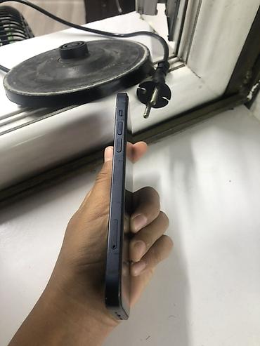 Apple iPhone: IPhone 12, Б/у, 128 ГБ, Черный, Зарядное устройство, Защитное стекло, Чехол, 80 % — 8