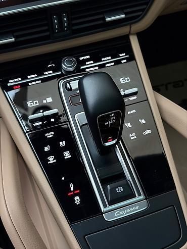 купэ: Porsche Cayenne: 2022 г., 3 л, Автомат, Бензин, Купе — 10