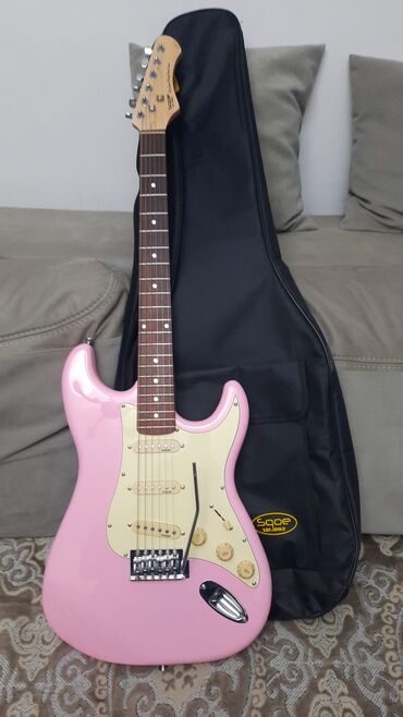 Гитары: ЭлектроГитары, аккустические гитары, разные, все отстроенные, готовые at lalafo.kg — 3 Гитары: ЭлектроГитары, аккустические гитары, разные, все отстроенные, готовые — 3