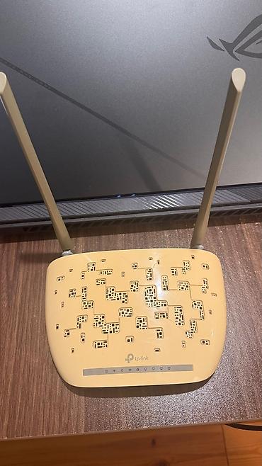 Masaüstü kompüterlər və komponentlər: TP-Link Wi‑Fi router Xüsusiyyətlər: - İki ədəd yüksək qazanclı antena — 1