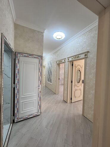 Həyət evləri və villaların satışı: Binəqədi qəs. 5 otaqlı, 120 kv. m — 9