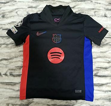 nike tech: Barcelona 24/25 sezonu forması Pedri 8 nömrə

Razmer: 168 (13-16) yaş — 1