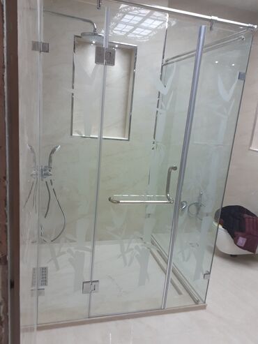 Duş kabinaları, arakəsmələr: Yeni Arakəsmə, Düzbucaqlı, Pulsuz çatdırılma — 1