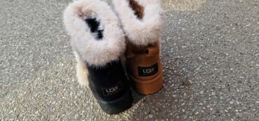 Ugg obuća: Ugg čizme — 10
