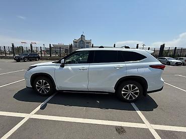 2022: Toyota Highlander: 2022 г., 2.5 л, Автомат, Гибрид, Кроссовер — 4