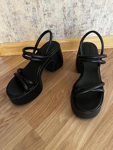 босоножки новые: Charles&Keith, Размер: 39, Б/у — 6