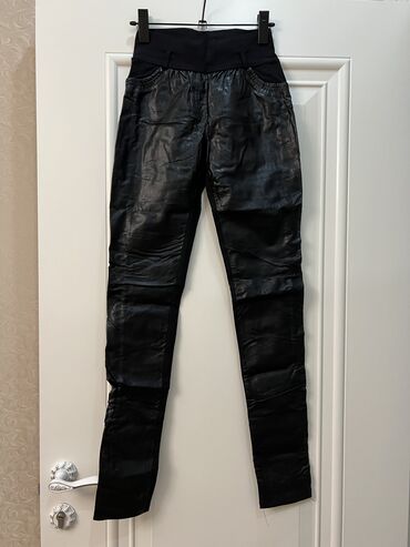 кожаные джинсы: Джинсы и брюки, Новый