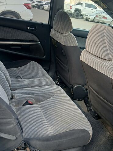 Honda: Honda Stream: 2002 г., 2 л, Автомат, Бензин, Минивэн — 12