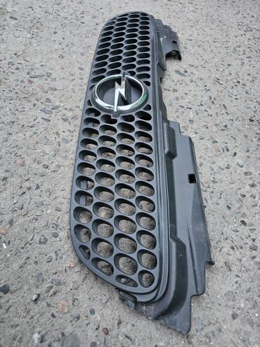 Решетки радиатора: Решетка радиатора Opel 2001 г., Б/у, Оригинал — 8