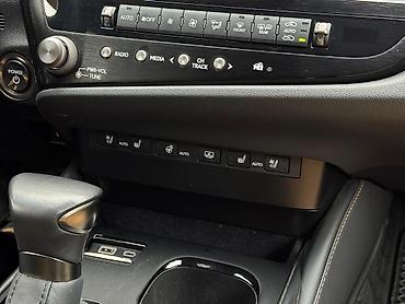 lexus cs: Lexus ES: 2023 г., 2.5 л, Вариатор, Гибрид — 3
