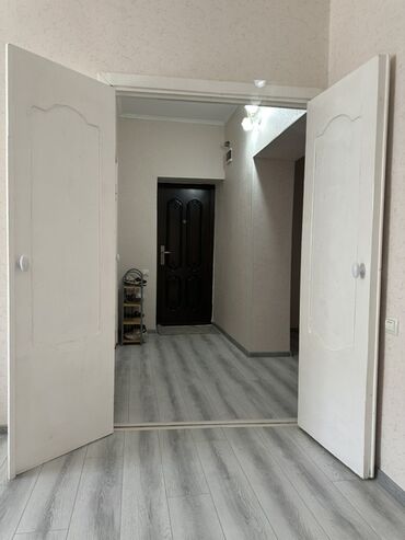 Кухонные гарнитуры: Продается 3х комнатная квартира, с пристройкой 100кв.м. Все документы — 5