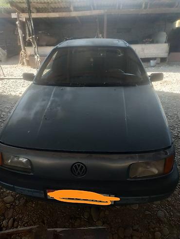 transporter multivan: Volkswagen Passat: 1990 г., 1.8 л, Механика, Бензин, Седан — 2