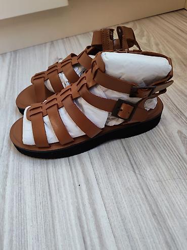 Basanoşka və səndəllər: Qadın sandaleti – qəhvəyi gladiator üslubu - Brend: Zara - Ölçü: 38 — 4