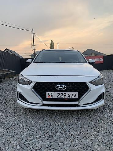 Hyundai Accent: 2021 г., 1.6 л, Автомат, Бензин, Седан