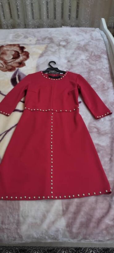 платье на 6лет: Детское платье, цвет - Красный, Новый