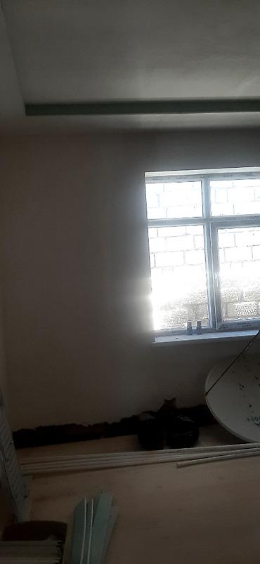 daşınmaz əmlak satışı: Mehemmedli isdrafnoyun arxasi.2.5 sotda 5 otaqli ev temirsizdi.4 — 8