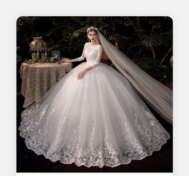 Свадебные платья: Свадебное платье на прокат, новое, без фаты, размер 46-48