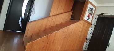 Həyət evləri və villaların satışı: Satılır: həyətli 2 mərtəbəli fərdi yaşayış evi otaglar cox genis — 9