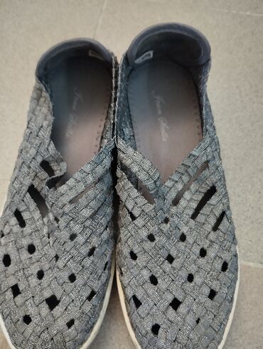женская обувь 37: Туфли женские. размер 37-38. в идеальном состоянии . надевали пару раз