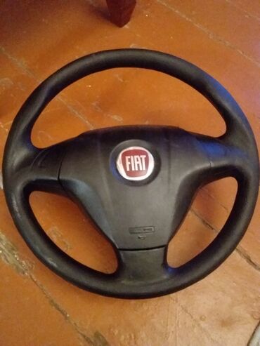 fiat albea: Fiat, 2010 il