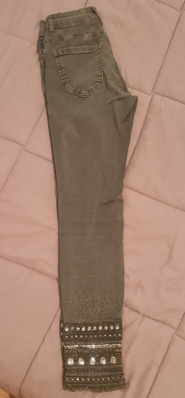 Farmerke: Farmerice kao nove. vel. s.m. polu obim struka su. 35cm. jedino — 9