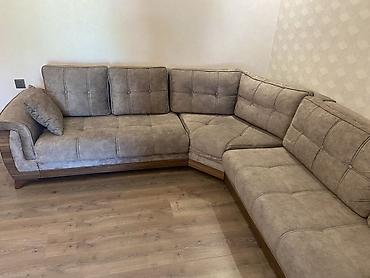 Divanlar: Damla firmasının divanıdır. uzunluğu 3 cm, eni 3 cm. Əla — 2
