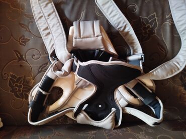 Njihalice: Nosiljka za bebe,decija nosiljka kengur za decu.
Ocuvan — 7