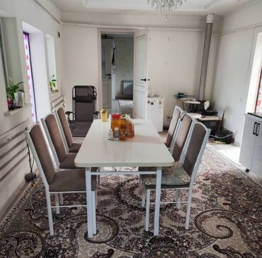 кустанайская: 85 м², 5 комнат, Кухонная мебель