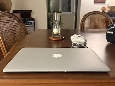 купить ноутбук: Б/у Apple MacBook, 13.3 ", Intel Core i5, 128 ГБ, Платная доставка — 2
