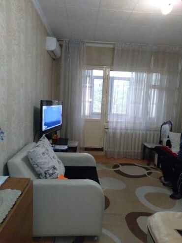 квартира баялинова: 1 комната, 35 м², 105 серия, 2 этаж, Косметический ремонт