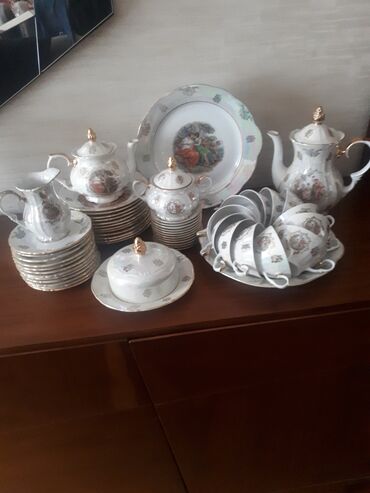 чайный набор: Чайный набор, Фарфор, Мадонна, 12 персон, Германия