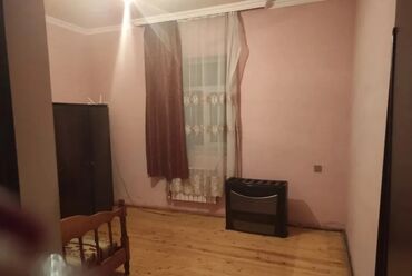 badamdarda kiraye: Otaq mebeli icarəyə verilir. İçərisində çarpayı, stol, stul, dolab