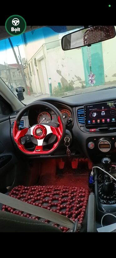 avtomobil aksesuarı: MOMO RUL 
təzə vəzyət 15 gün işlənib pasdavkası ilə birlikdə