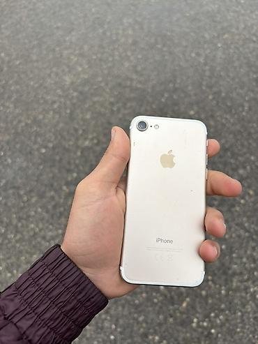 i̇pone 7: IPhone 7, Qızılı, Barmaq izi — 1