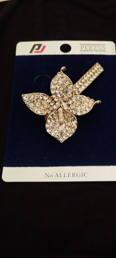 Üzüklər: Böyük həcmli qadın üzük kolleksiyası - Ümumi sayı: 12 ədəd - — 16